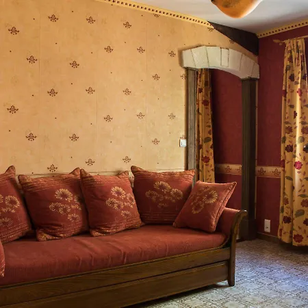 Konukevi Lou Roucas Aramon